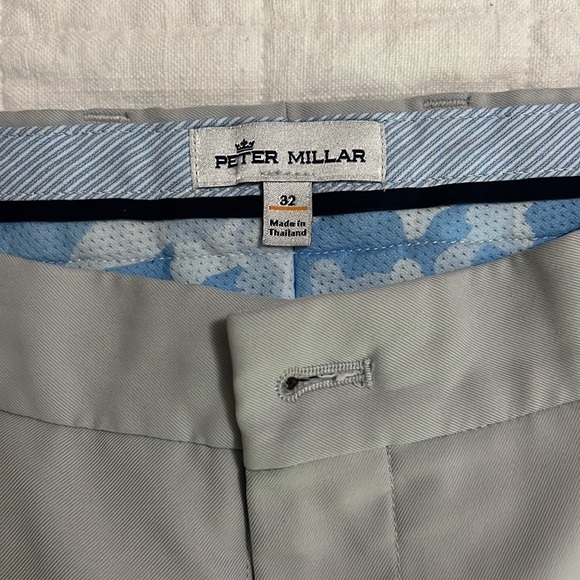 Peter Millar Salem Peformance Short - Size 32 - Picture 3 of 4